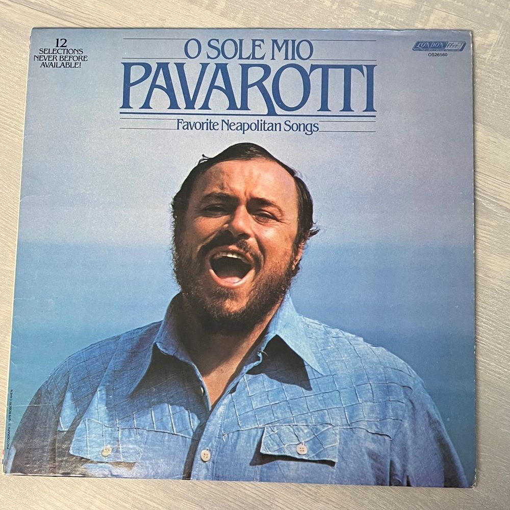 Luciano Pavarotti "O Sole Mio – Favorite Neapolitan Songs" vinyl